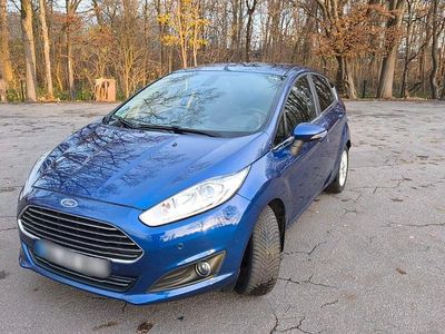 Gebraucht Ford Fiesta 125 PS (91 kW) 2015 Blau Kleinwagen