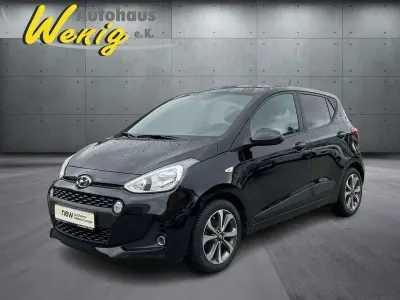 Gebraucht Hyundai i10 Passion 87 PS (63 kW) 2018 Phantom black. / mic Kleinwagen