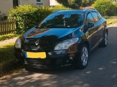 Gebraucht Renault Mégane GrandTour 131 PS (96 kW) 2010 Schwarz Kombi