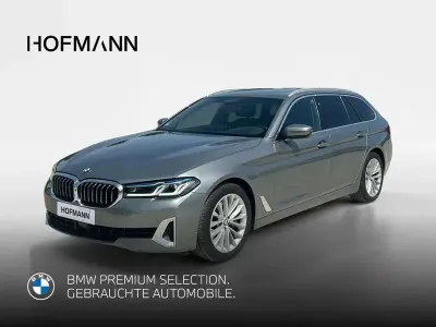 Gebraucht BMW 530 Luxury Line 286 PS (210 kW) 2023 Skyscraper grau metallic Kombi