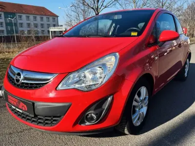 Gebraucht Opel Corsa Satellite 69 PS (50 kW) 2011 Rot Kleinwagen