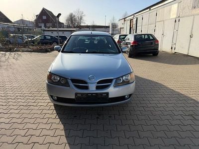 Gebraucht Nissan Almera 90 PS (66 kW) 2005 Silber Kleinwagen
