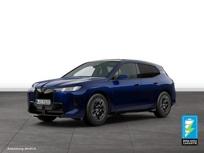 Second-hand BMW iX M Sport 400 kW (544 CP) 2025 Albastru SUV