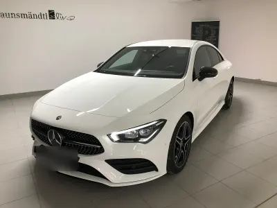 Gebraucht Mercedes CLA180 AMG line 136 PS (100 kW) 2020 Weiß Limousine