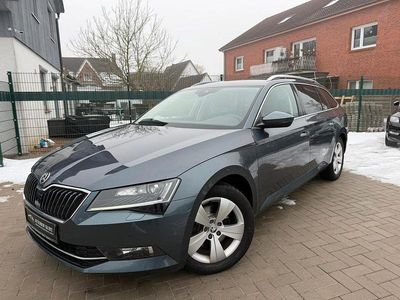 Gebraucht Skoda Superb Style 150 PS (110 kW) 2019 Grau Kombi