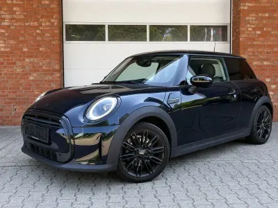 Gebraucht Mini Cooper 136 PS (100 kW) 2021 Schwarz Kleinwagen