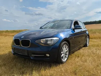 Gebraucht BMW 116 Sport Line 116 PS (85 kW) 2012 Blau Kleinwagen