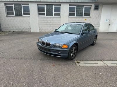 BMW 325