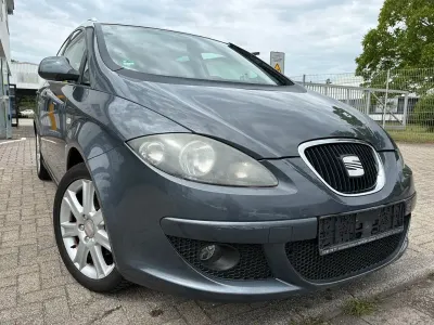 Gebraucht Seat Altea XL Comfort 160 PS (117 kW) 2009 Grau Van / Kleinbus