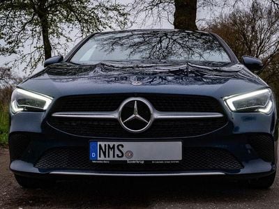 Gebraucht Mercedes CLA250 Shooting Brake 224 PS (164 kW) 2020 Blau Kombi