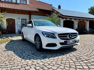 Second-hand Mercedes C180 Avantgarde 156 CP (114 kW) 2016 Alb Berlinǎ