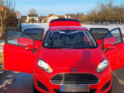 Rot Gebraucht 2013 Ford Fiesta SYNC Edition Kleinwagen | 5.300 € (Fairer Preis)