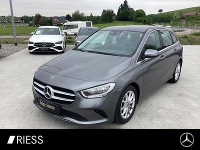 Gebraucht Mercedes B180 Progressive 136 PS (100 kW) 2022 Grau Van / Kleinbus