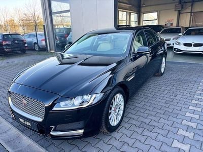 Gebraucht Jaguar XF Portfolio 163 PS (119 kW) 2018 Schwarz Limousine