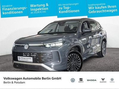 Delfingrau metallic Gebraucht 2025 VW Tayron Life SUV | 43.833 € (Superpreis)
