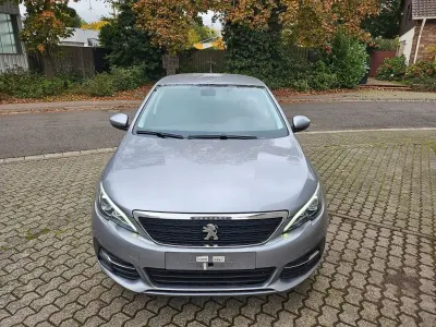 Gebraucht Peugeot 308 SW Active 131 PS (96 kW) 2019 Kombi