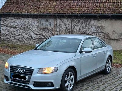 Gebraucht Audi A4 140 PS (102 kW) 2010 Silber Limousine