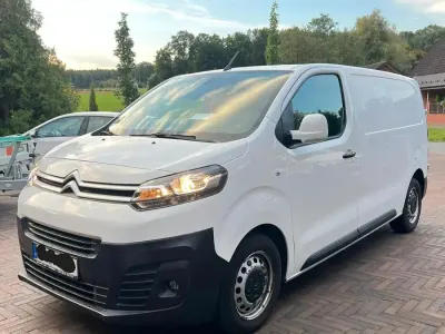 Gebraucht Citroën Jumpy 122 PS (89 kW) 2016 Weiß Van / Kleinbus