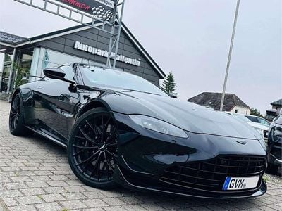 Aston Martin V8
