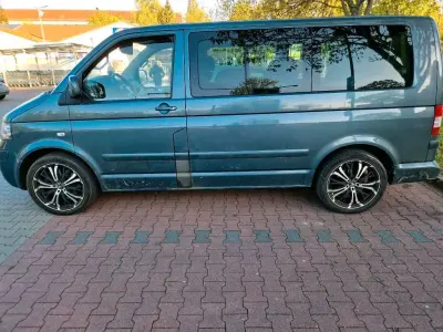 Gebraucht VW Multivan 174 PS (127 kW) 2009 Andere farben Van / Kleinbus
