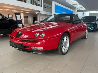 Gebraucht Alfa Romeo Spider 192 PS (141 kW) 1995 Rot Cabrio