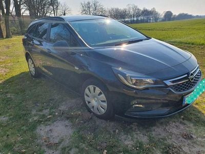 Usata Opel Astra Business 105 CV (77 kW) 2019 Nero Station wagon