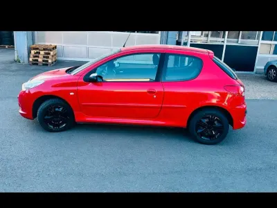 Occasion Peugeot 206+ 75 PK (55 kW) 2011 Rood Hatchback