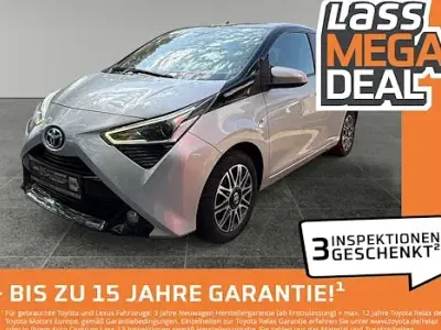 Gebraucht Toyota Aygo X-clusiv 72 PS (52 kW) 2018 Grau Kleinwagen