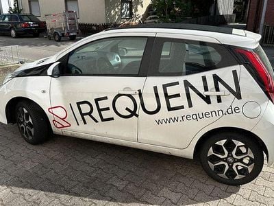 Second-hand Toyota Aygo 72 CP (52 kW) 2019 Alb Hatchback