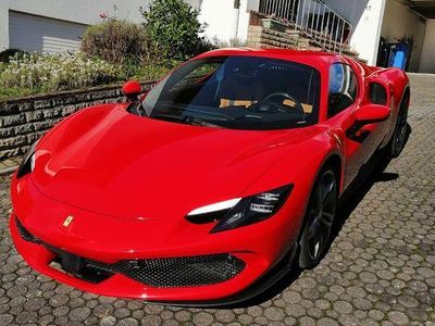 Nuova Ferrari 296 829 CV (609 kW) 2025 Rosso Cabrio