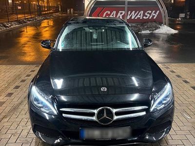 Schwarz Gebraucht 2018 Mercedes C350e Limousine | 27.000 € (Teuer)