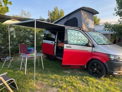 Second-hand VW T6 California 150 CP (110 kW) 2017 Argintiu Van