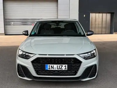 Gebraucht Audi A1 S-Line 207 PS (152 kW) 2025 Silber SUV