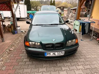 Gebraucht BMW 318 118 PS (86 kW) 1999 Grün Kombi