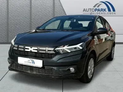 Używany Dacia Logan Expression 91 KM (66 kW) 2024 Szary Sedan/Limuzyna