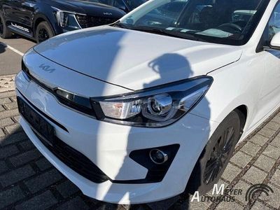 Second-hand Kia Rio Vision 101 CP (74 kW) 2022 Alb Hatchback