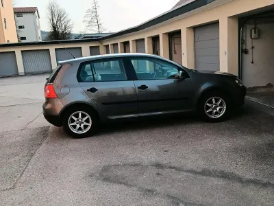 Gebraucht VW Golf IV 75 PS (55 kW) 2006 Grau Limousine