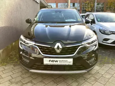 Gebraucht Renault Arkana Techno 140 PS (102 kW) 2023 Schwarz SUV