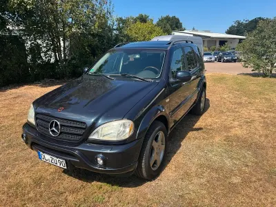 Gebraucht Mercedes ML55 AMG AMG 347 PS (255 kW) 2001 Blau SUV