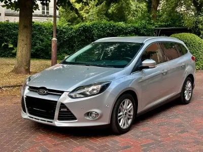 Gebraucht Ford Focus 140 PS (102 kW) 2014 Silber Kombi