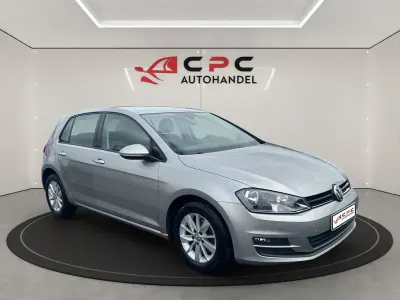Gebraucht VW Golf VII Comfortline 105 PS (77 kW) 2013 Silber Limousine