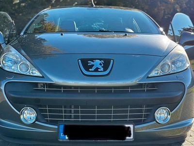 Gebraucht Peugeot 207 CC 150 PS (110 kW) 2008 Silber Cabrio