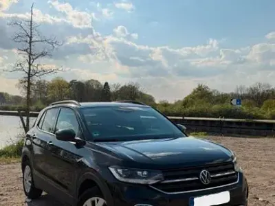 Używany VW T-Cross Move 110 KM (80 kW) 2023 Czarny SUV