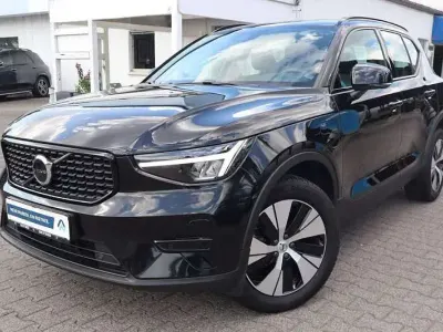 Gebraucht Volvo XC40 Plus 261 PS (191 kW) 2023 Onyx black SUV