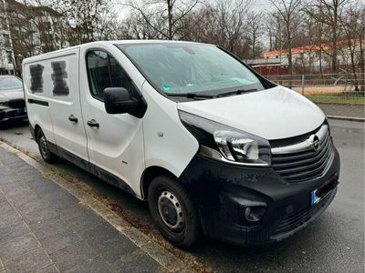 gebraucht Opel Vivaro 1,6 BiTurbo Kasten L2H1 mit AHK