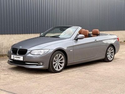 Gebraucht BMW 330 Cabriolet Performance 245 PS (180 kW) 2012 Grau Cabrio