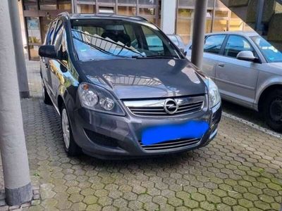gebraucht Opel Zafira 1.8 Family