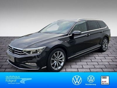 Gebraucht VW Passat Elegance 150 PS (110 kW) 2023 Schwarz Kombi