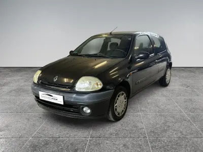 Occasion Renault Clio II LIMITED 58 ch (42 kW) 2001 Noir Citadine