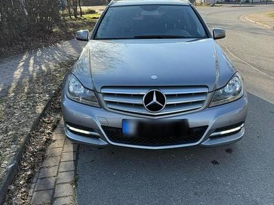 Gebraucht Mercedes 180 Avantgarde 150 PS (110 kW) 2012 Grau Limousine